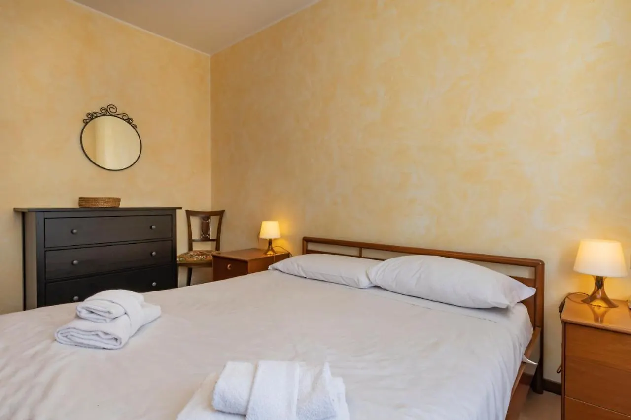 Buccinasco Apartment Mascherpa 0*,
